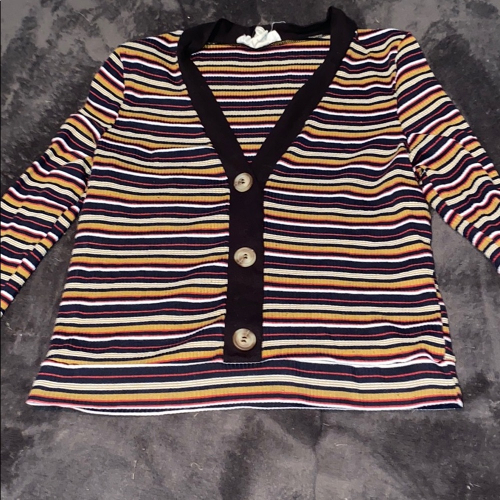 Long sleeve crop top